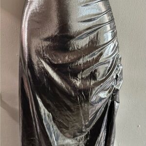Elegant Silver Ruched Pencil Skirt